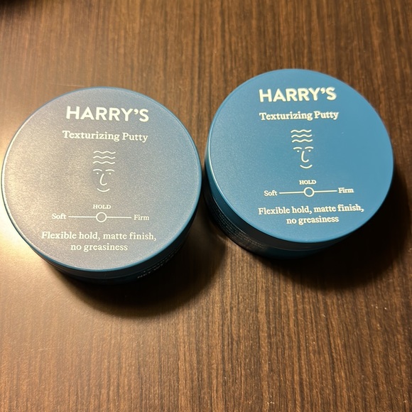 Men’s Toiletries Bundle - Picture 2 of 7